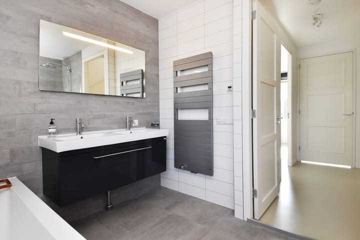 Foto 32 van Gentiaan 47