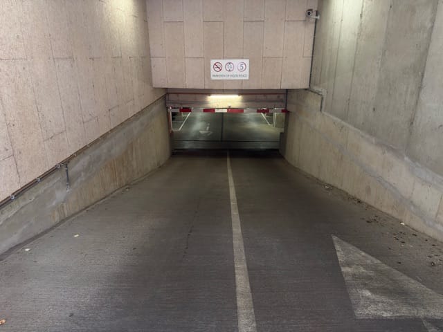 Foto 4 van Parkeerplaats nr 80 La Forme