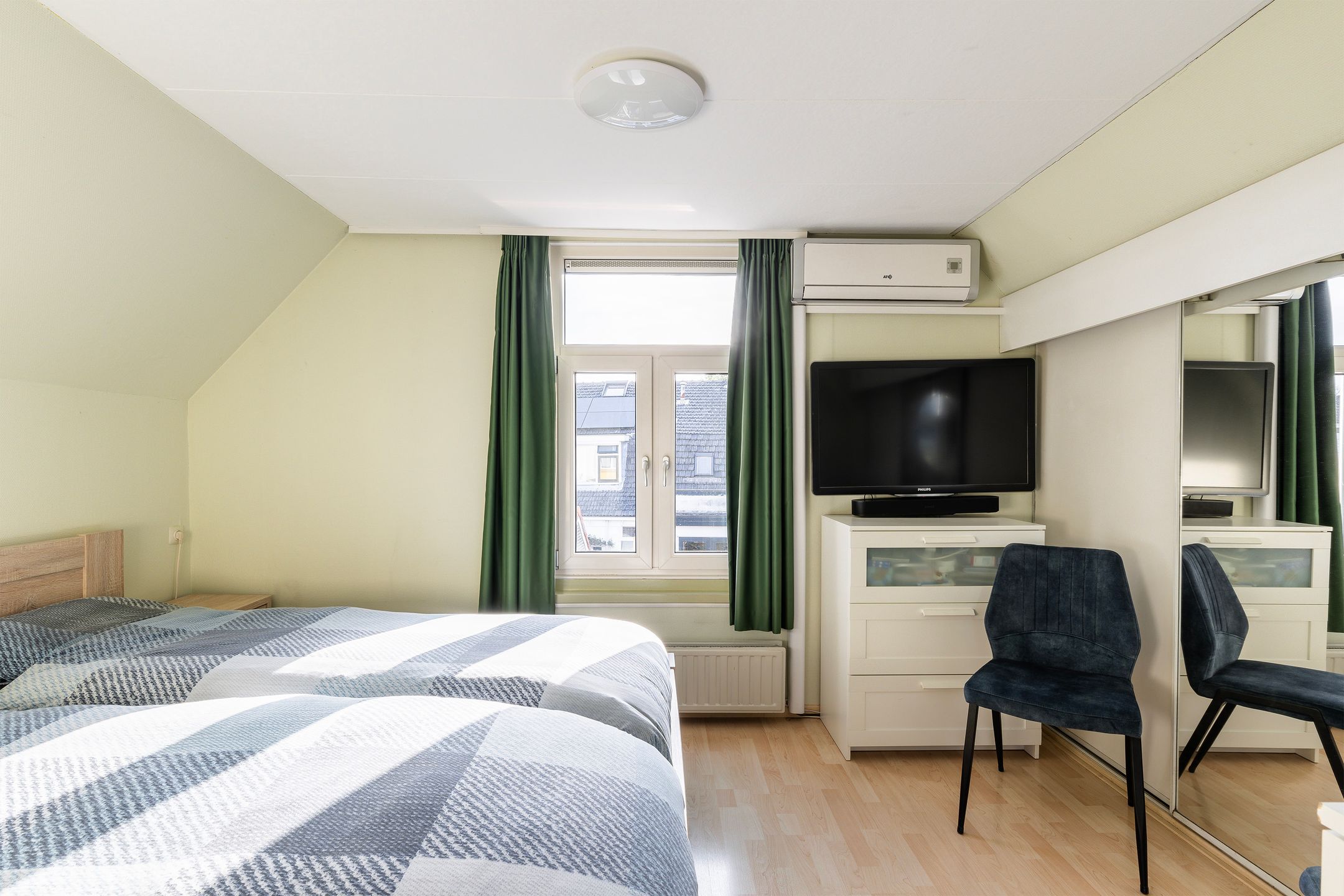 Photo 24 of Arnold Hoogvlietstraat 81