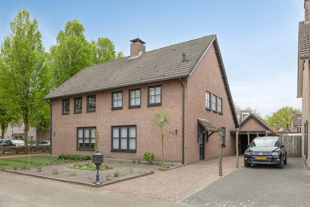 Foto 1 van St.-Christoffelplein 7