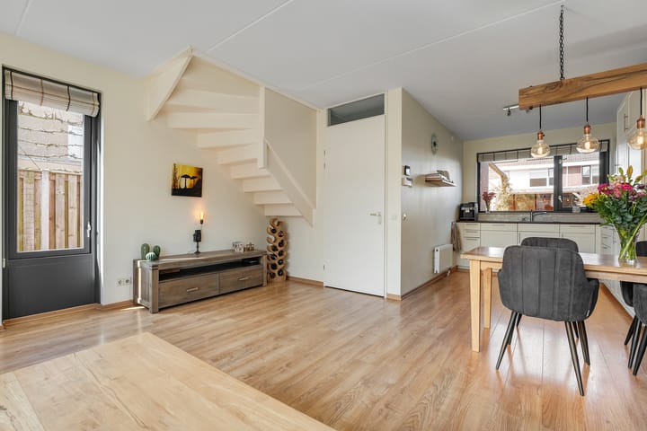 Foto 9 van Breitnerstraat 2