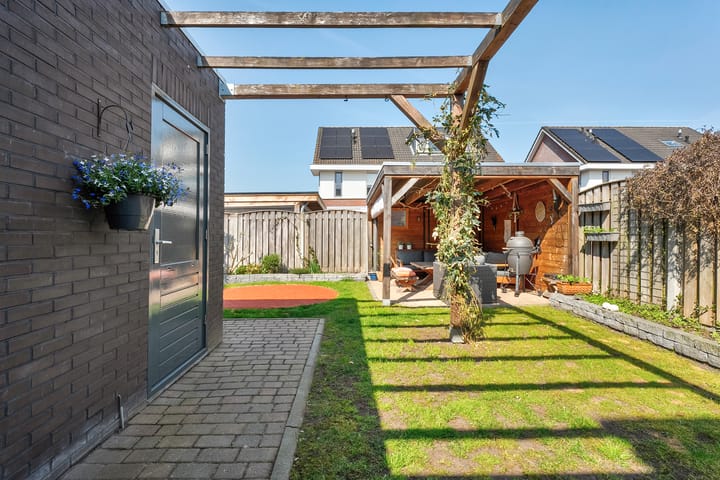 Foto 30 van Breitnerstraat 2