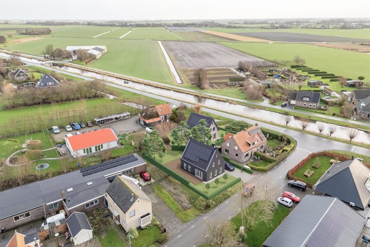 Photo 2 of Ooievaarsweg