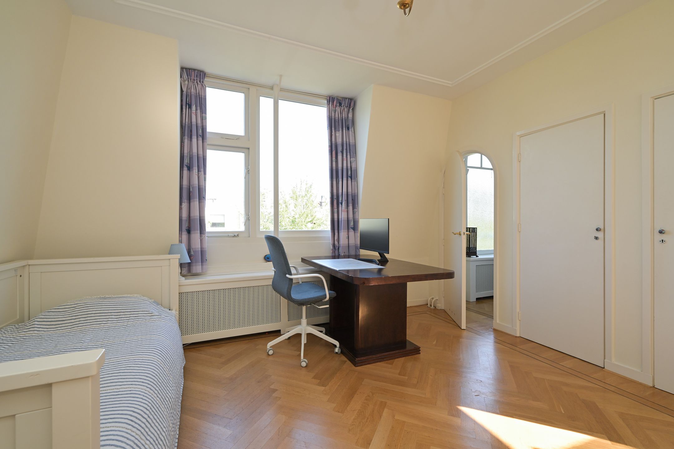 Foto 42 van Van Lennepweg 6