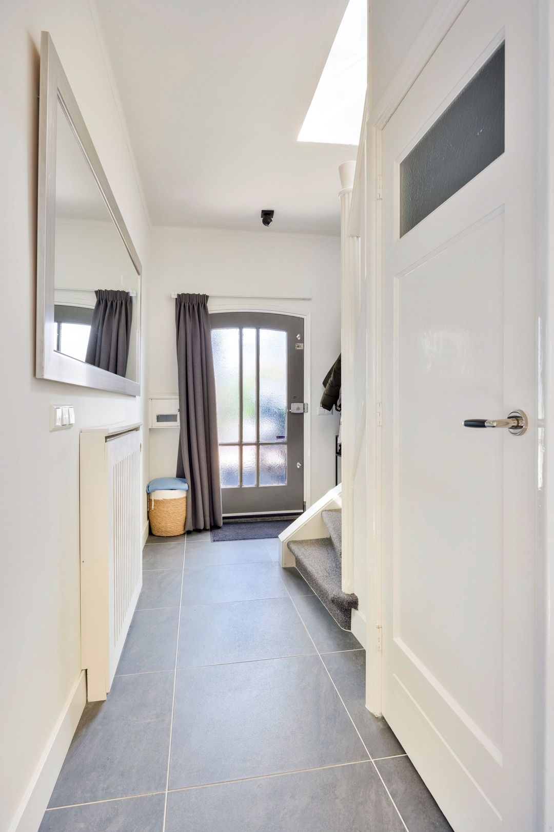 Foto 8 van Van Limburg Stirumstraat 18