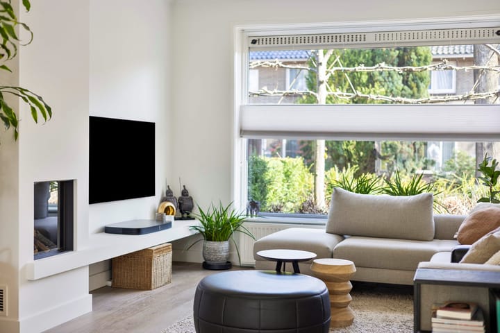 Photo 9 of Van Limburg Stirumstraat 18