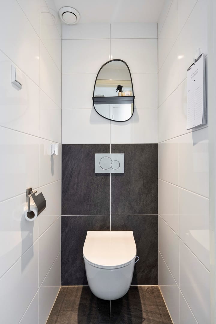 Photo 21 of Van Limburg Stirumstraat 18