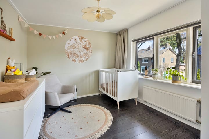 Photo 27 of Van Limburg Stirumstraat 18