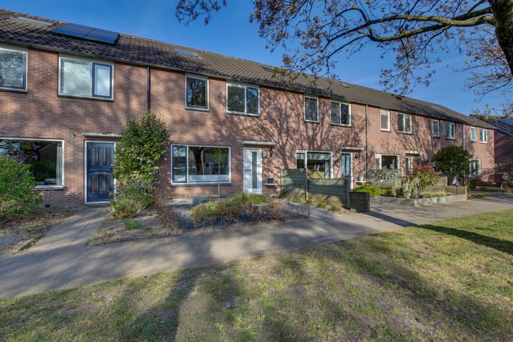 Foto 1 van Stickerstraat 7