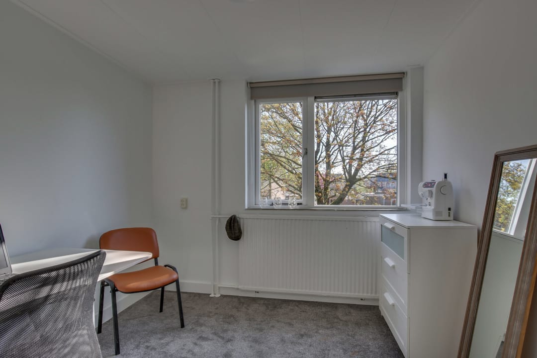 Photo 16 of Stickerstraat 7