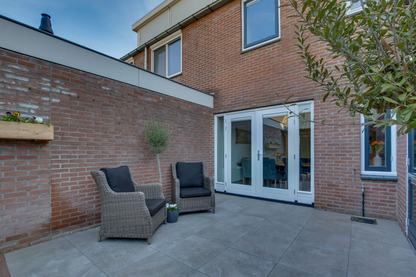 Photo 35 of Stickerstraat 7