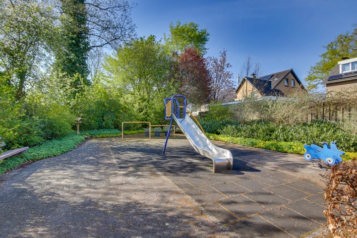 Foto 38 van Stickerstraat 7