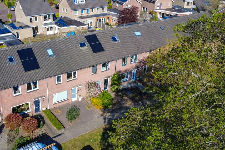 Foto 40 van Stickerstraat 7