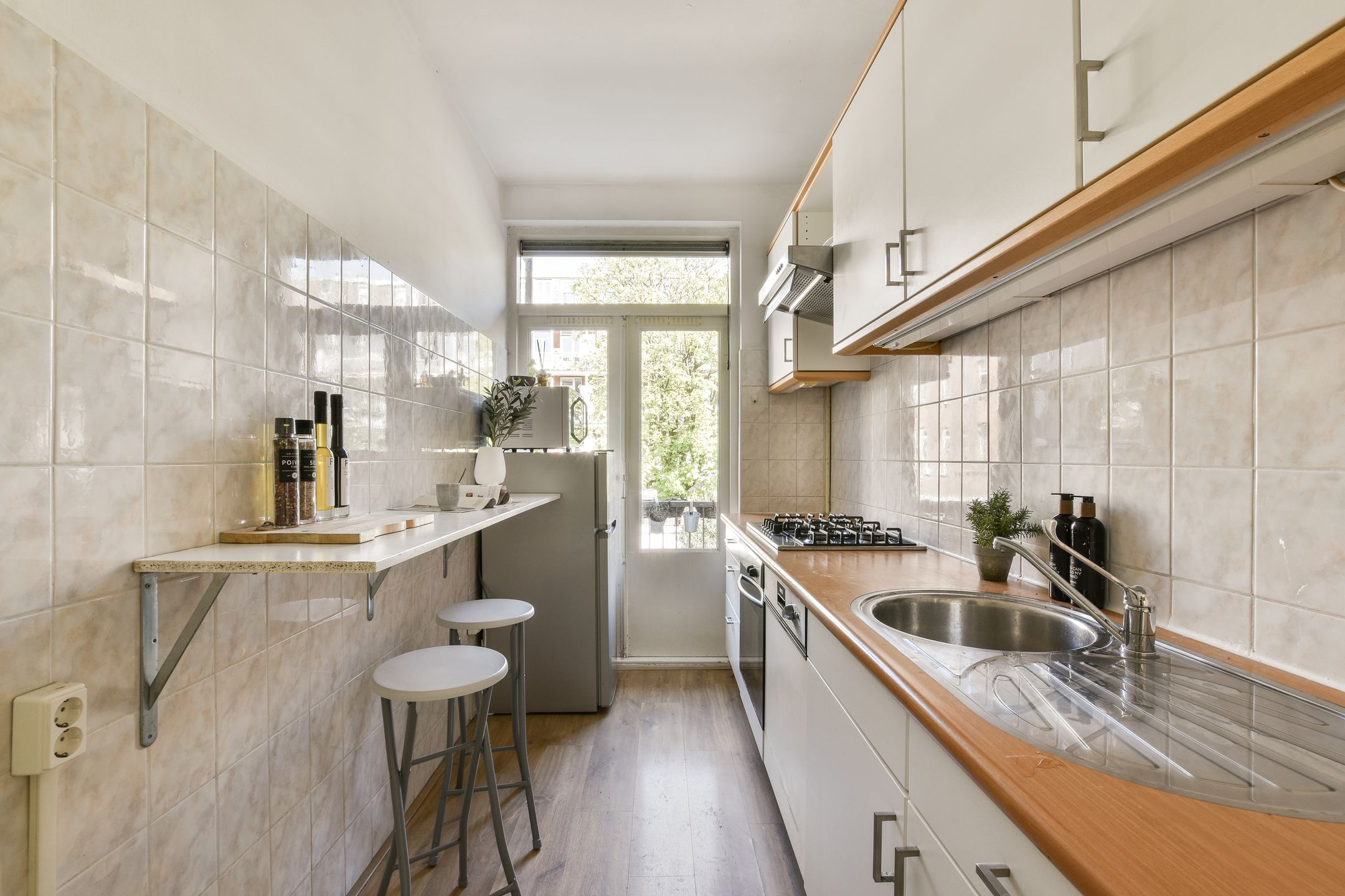 Photo 12 of Ten Katestraat 13-1