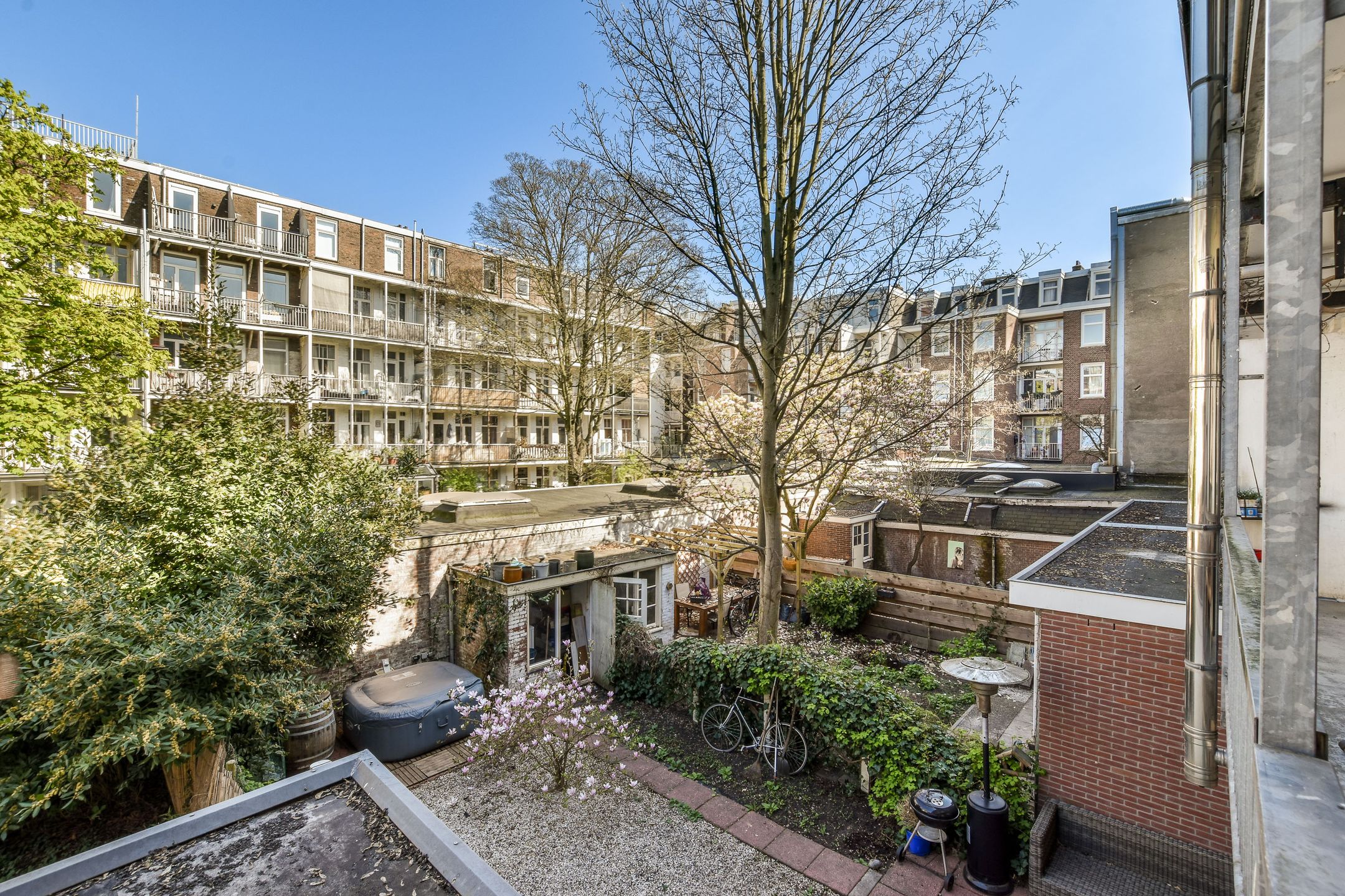 Photo 15 of Ten Katestraat 13-1