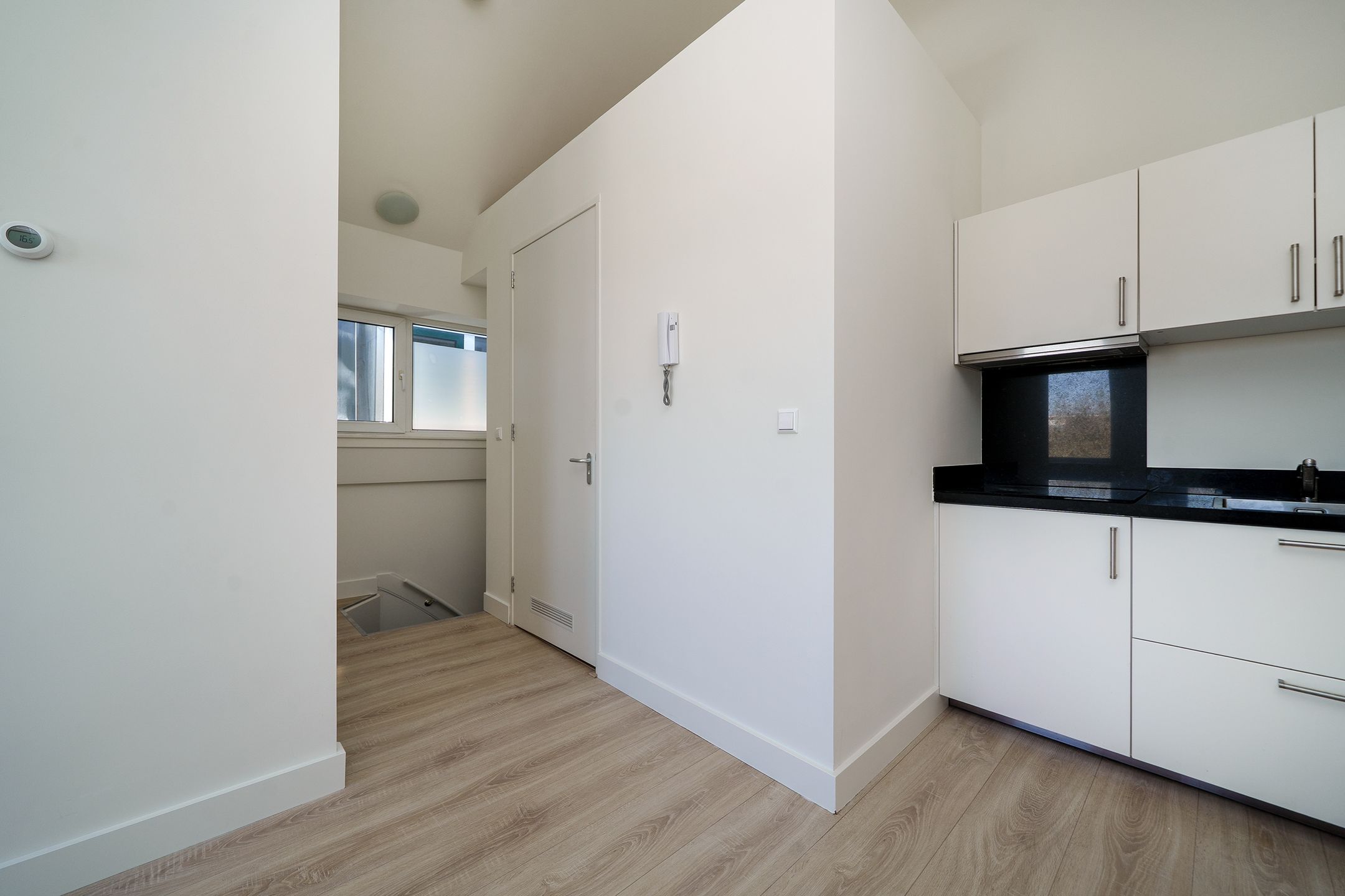 Foto 3 van Mathenesserweg 127-A04A