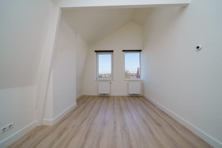 Foto 7 van Mathenesserweg 127-A04A