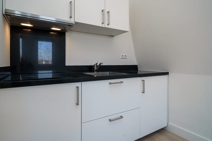 Foto 8 van Mathenesserweg 127-A04A