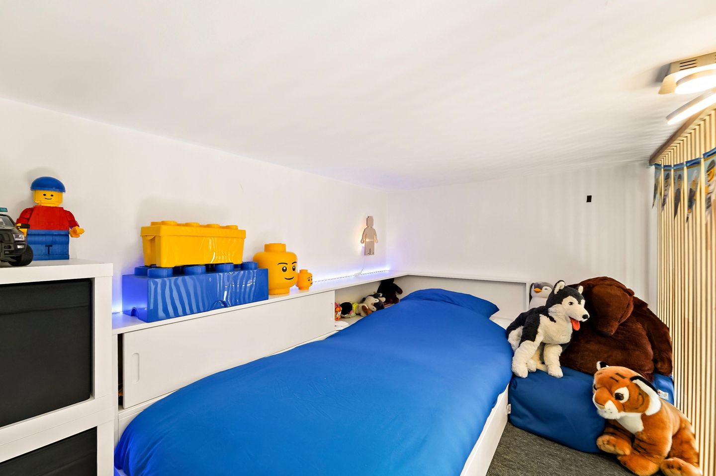 Foto 25 van Amandelstraat 81