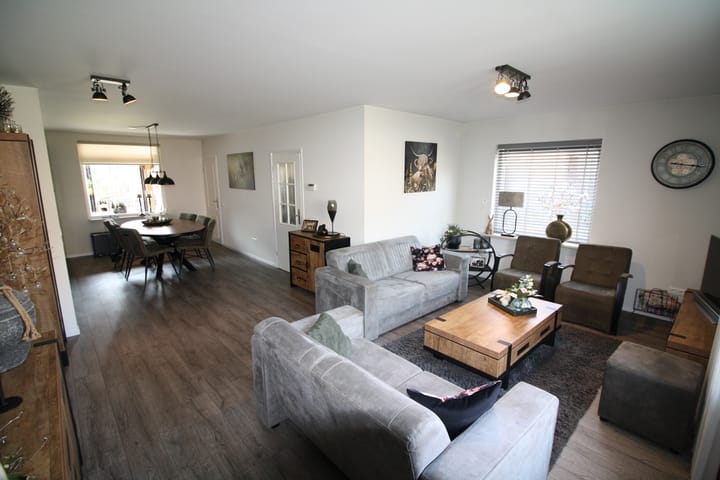 Foto 4 van De Aalscholver 30