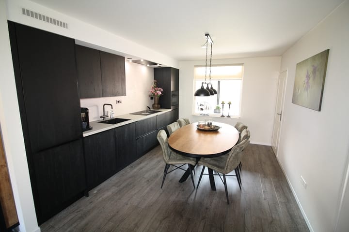 Foto 8 van De Aalscholver 30