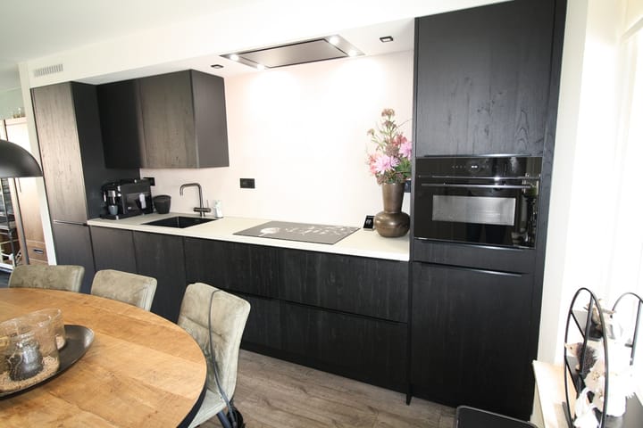 Foto 11 van De Aalscholver 30