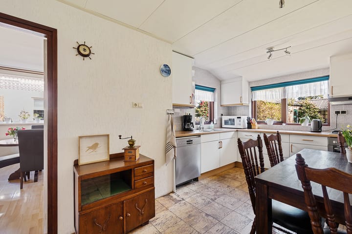 Foto 15 van Burg Tonkensstraat 3