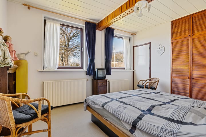 Foto 21 van Burg Tonkensstraat 3