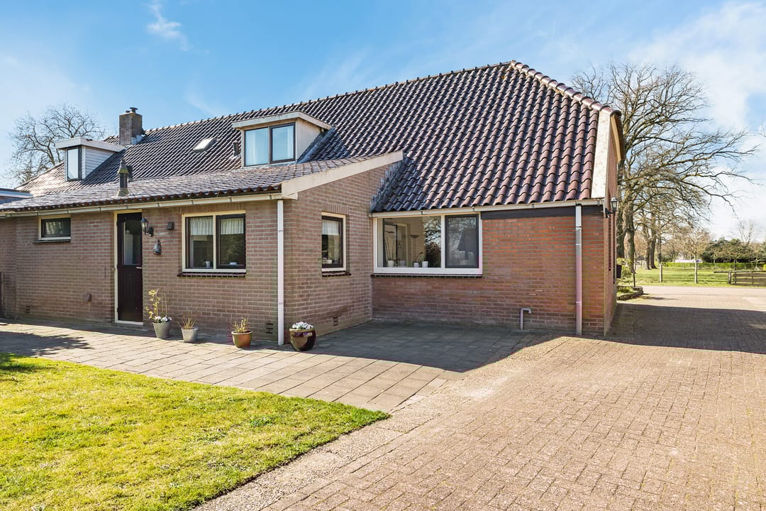 Foto 32 van Burg Tonkensstraat 3