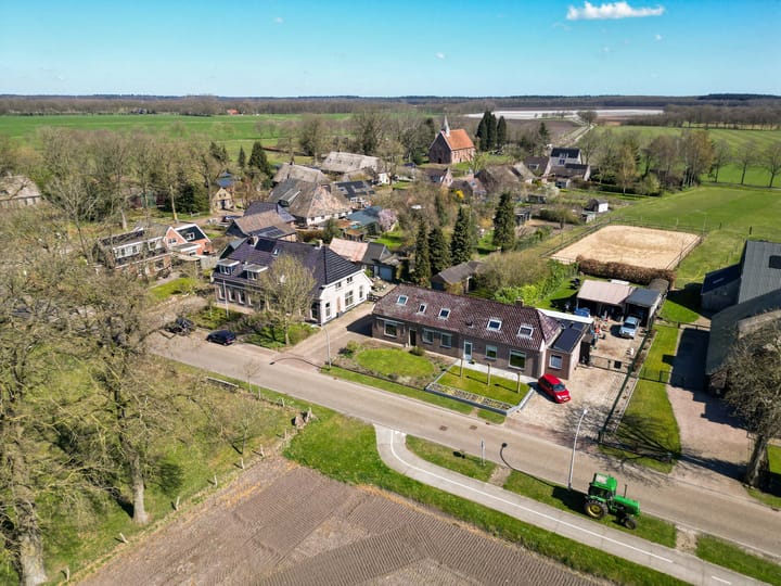 Foto 33 van Burg Tonkensstraat 3