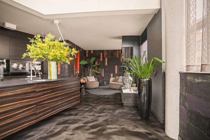 Photo 14 of Dulcie Septemberpad 24