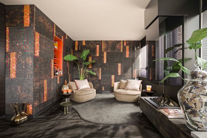 Photo 16 of Dulcie Septemberpad 24