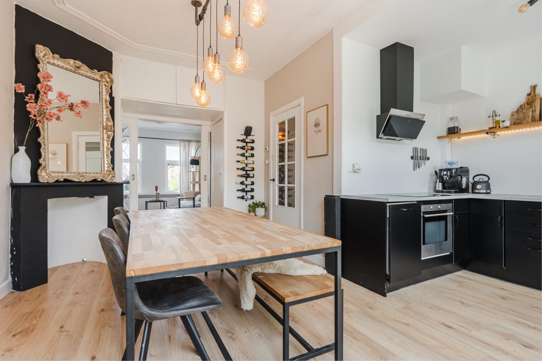 Foto 1 van Hoenderloostraat 126