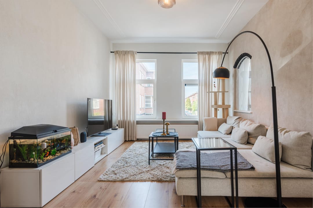 Foto 8 van Hoenderloostraat 126