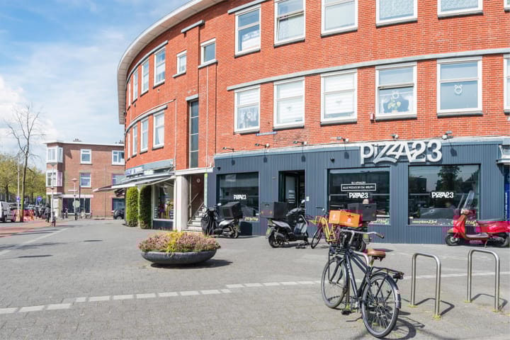 Foto 41 van Hoenderloostraat 126