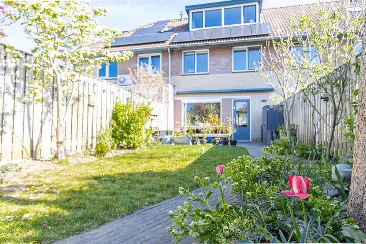 Foto 38 van Citadel 76