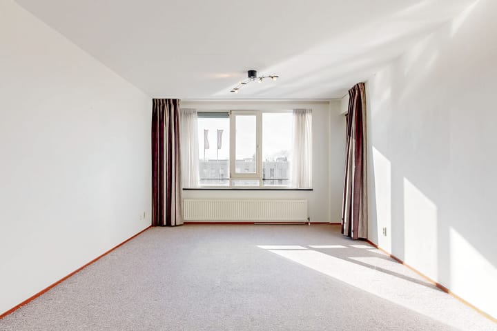 Foto 5 van Raadhuisplein 65