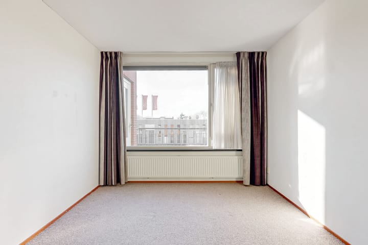 Foto 6 van Raadhuisplein 65