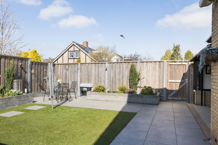 Photo 26 of van Bentheimstraat 2