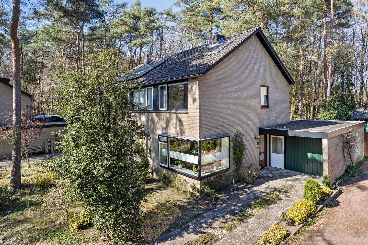 Foto 1 van Lindenoord 36