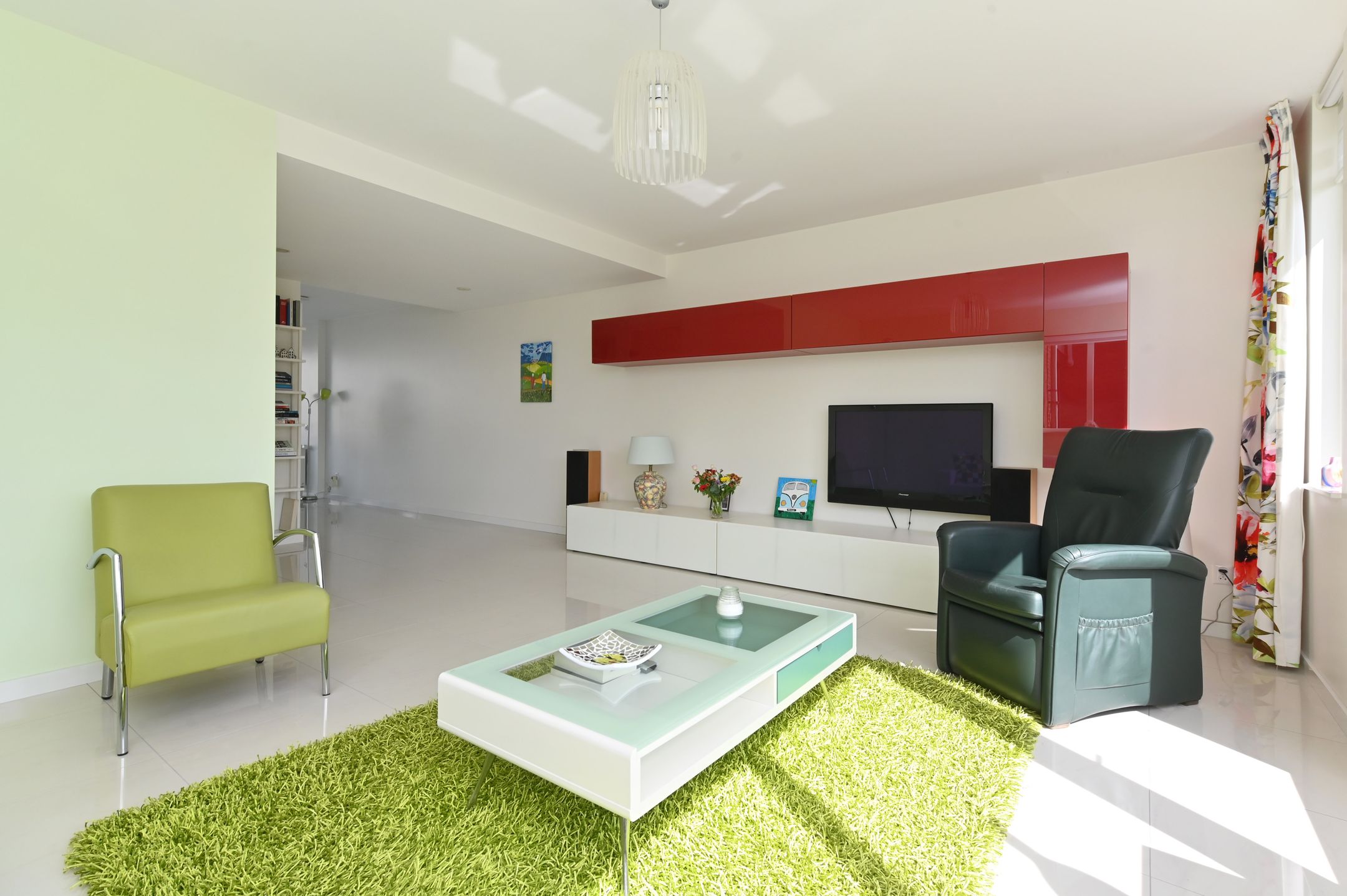 Photo 12 of De Warmoezerij 44