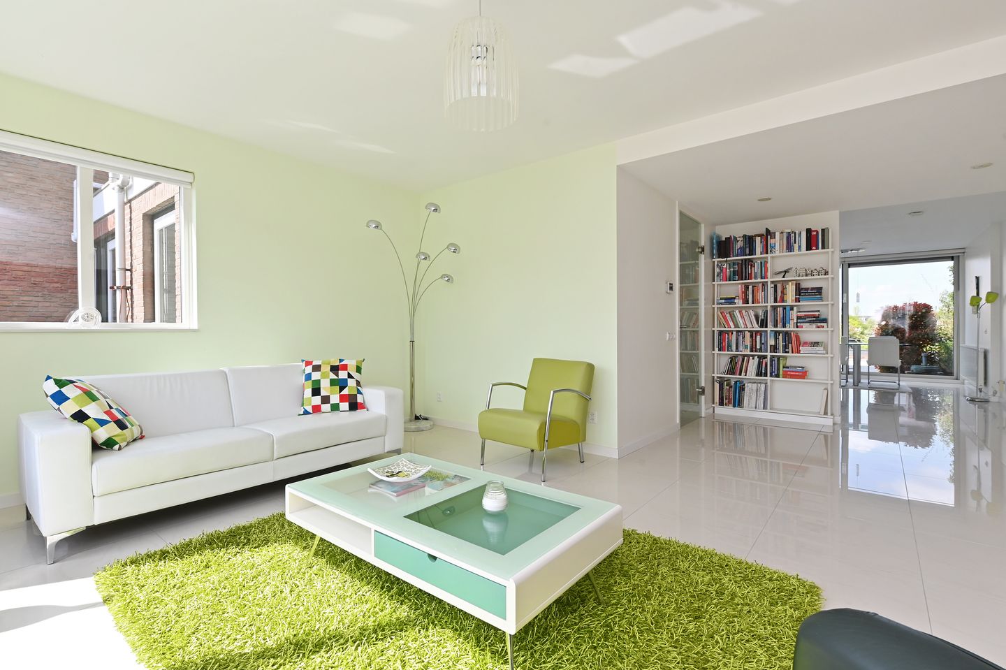 Photo 14 of De Warmoezerij 44