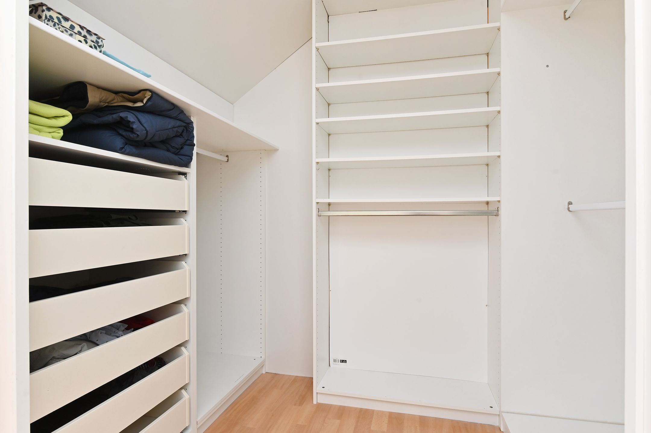 Photo 36 of De Warmoezerij 44