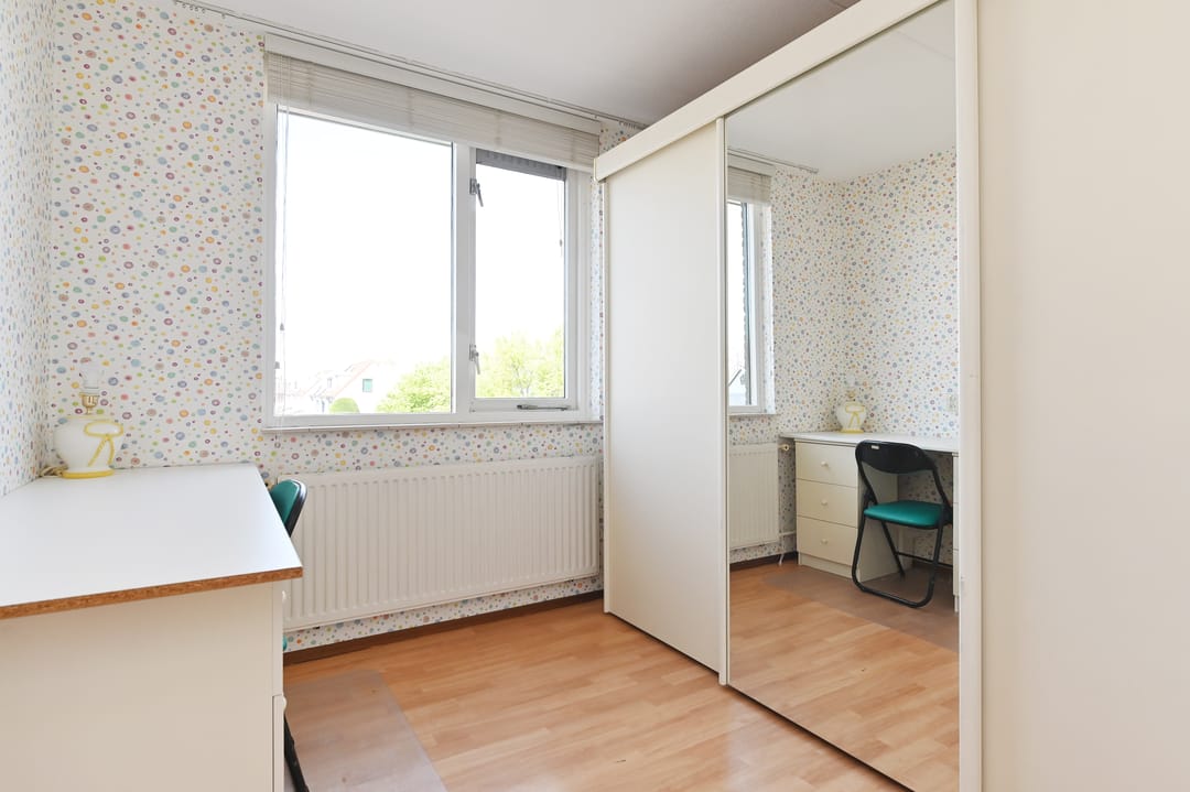 Photo 41 of De Warmoezerij 44