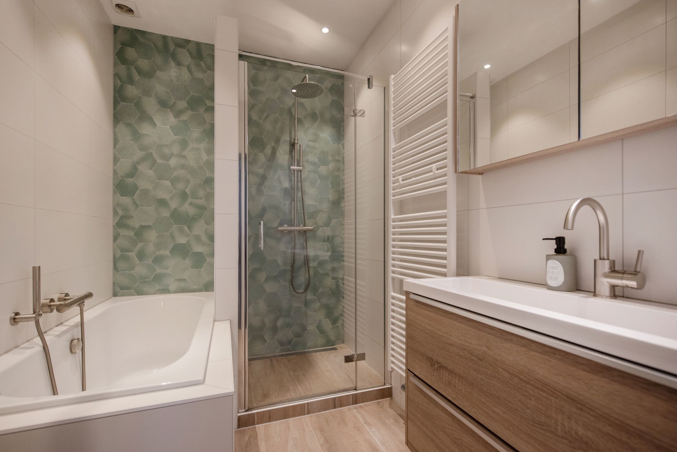 Photo 6 of Willemstraat 63