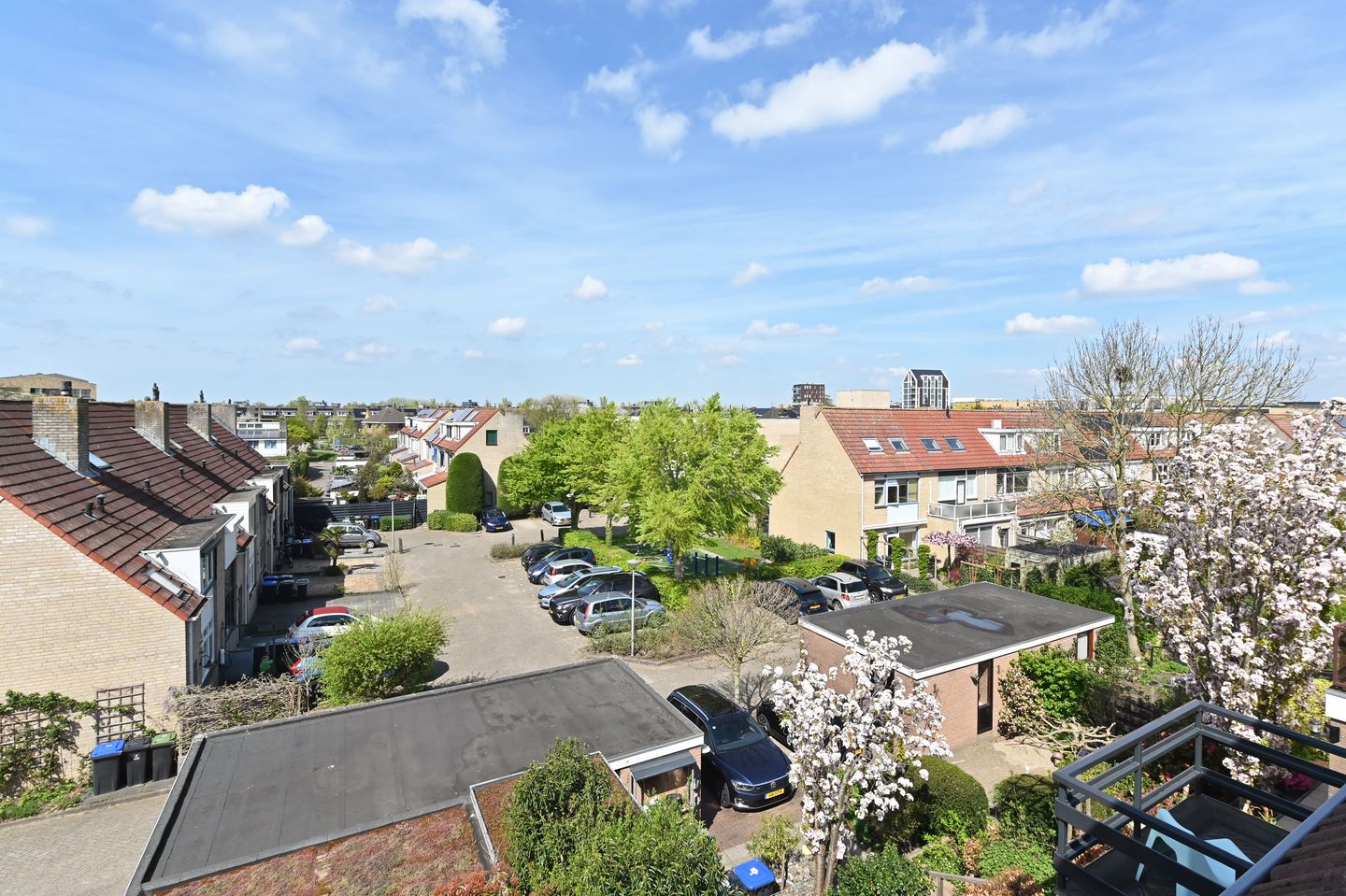 Photo 55 of De Warmoezerij 44