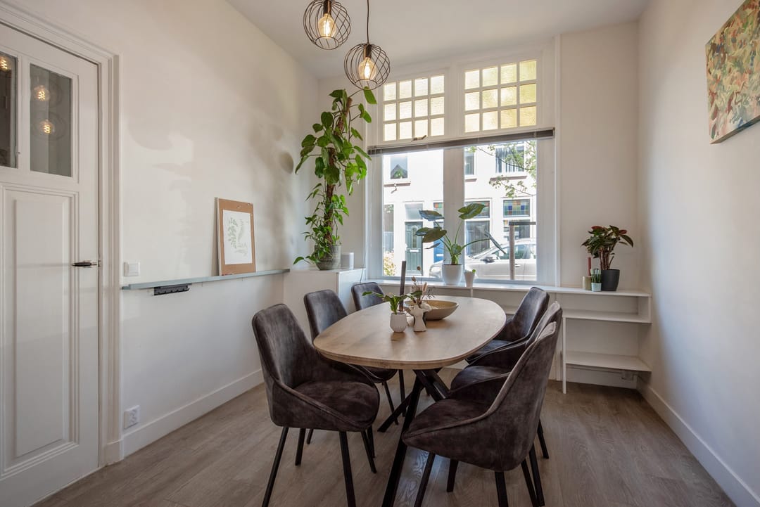 Photo 11 of Willemstraat 63