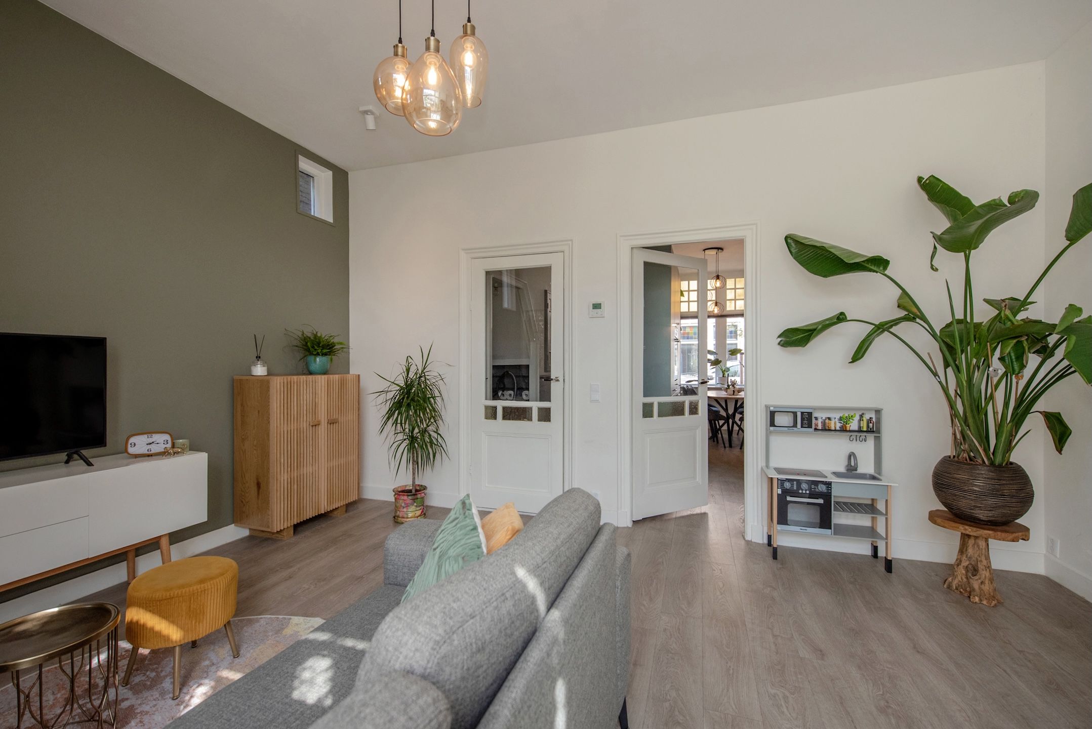 Photo 12 of Willemstraat 63