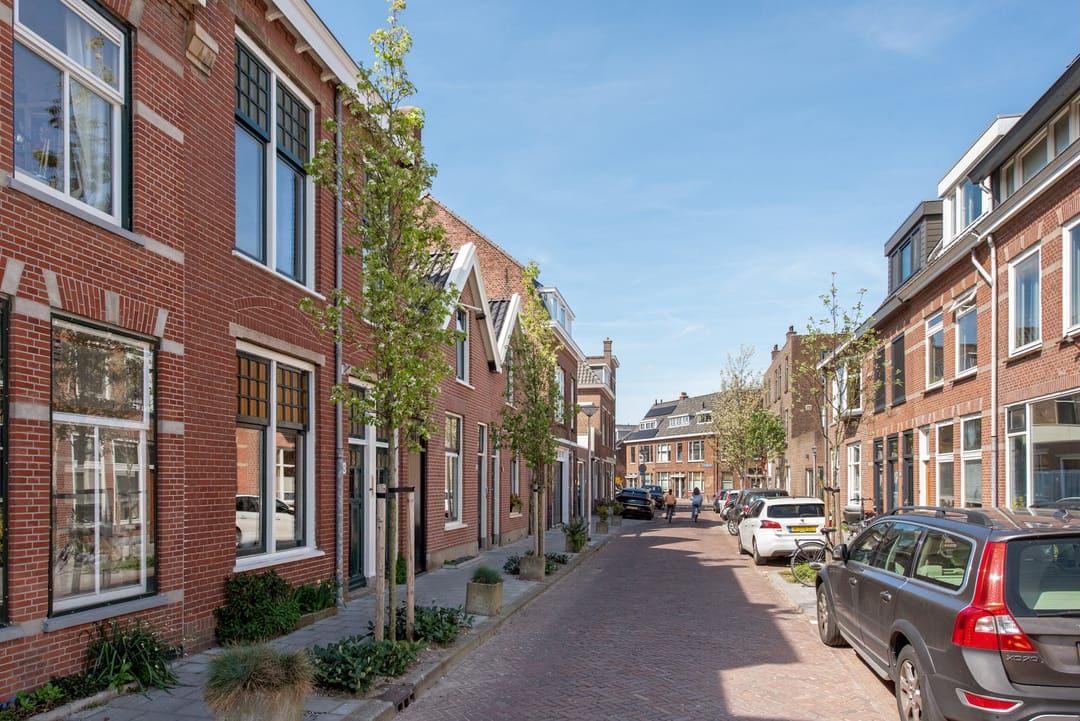 Photo 43 of Willemstraat 63