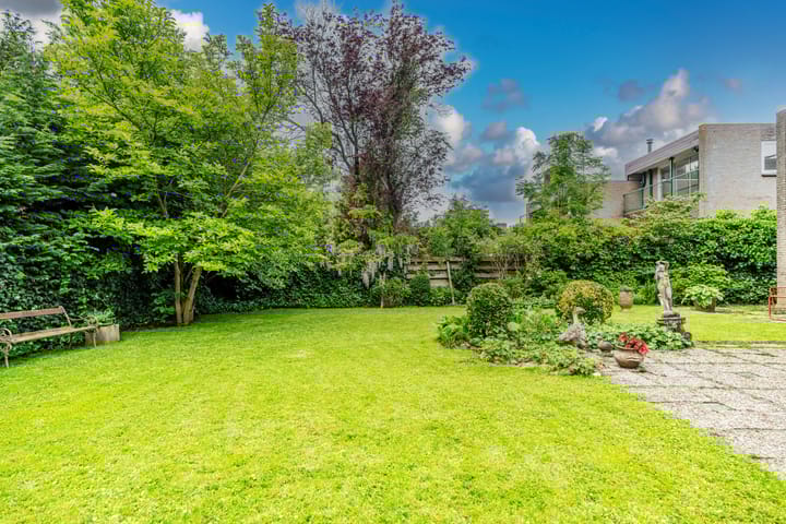 Photo 15 of Nassaulaan 142